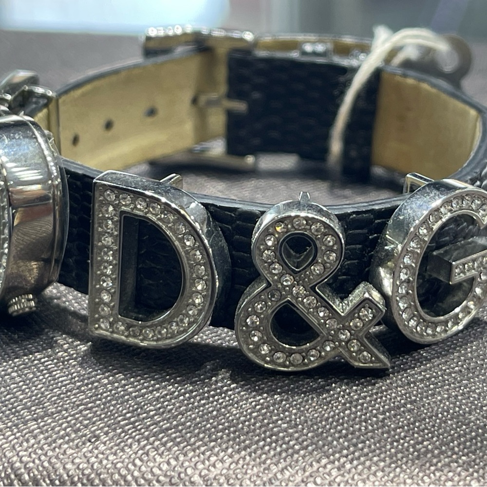 NEW! IN BOX  D & G ❤️ LADIES BLACK WATCH